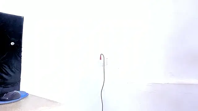 milabiggcoock online show from 5, 4, 2026