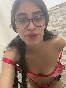 MiaRossel online show from 10, 9, 2025