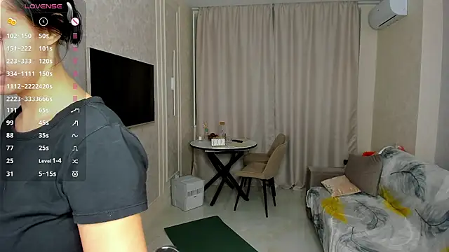 AfraBabyGills online show from 6, 2, 2026