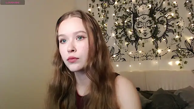 Snapshot of MandyMils chatting on 23, 10, 2025 MandyMils online show from 23, 10, 2025