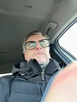 Snapshot of Axl_hot chatting on 22, 2, 2026 Axl hot online show from 22, 2, 2026