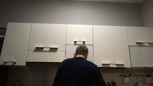 Snapshot of Axl_hot chatting on 23, 3, 2026 Axl hot online show from 23, 3, 2026