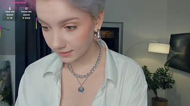 Snapshot of OdelynaAsp chatting on 23, 10, 2025 OdelynaAsp online show from 23, 10, 2025