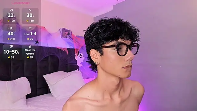 Phillicious   online show from 10, 10, 2025