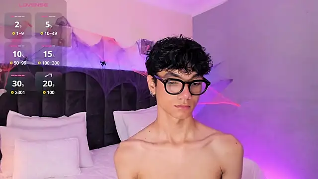 Phillicious   online show from 11, 10, 2025