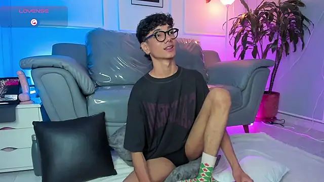 Snapshot of Phillicious__ chatting on 29, 3, 2026 Phillicious online show from 29, 3, 2026