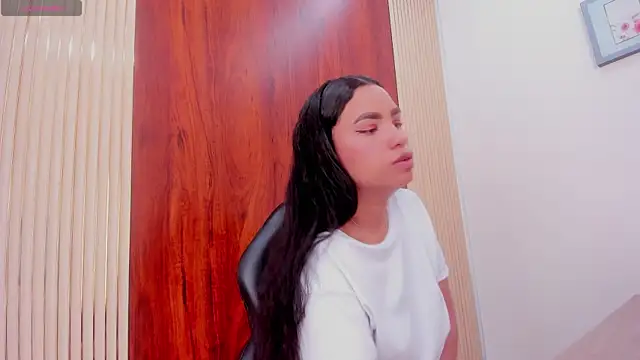 KhateAndersson online show from 7, 1, 2026