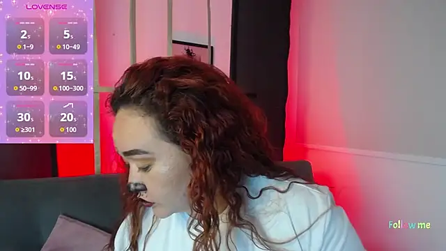 Snapshot of Paris_boobsbbw chatting on 30, 10, 2025 Paris boobsbbw online show from 30, 10, 2025