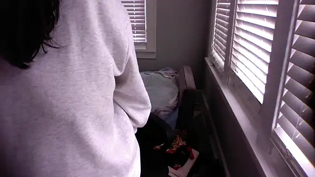 furikitty online show from 11, 11, 2025