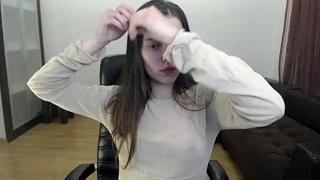 Snapshot of AmelieReve chatting on 24, 10, 2025 AmelieReve online show from 24, 10, 2025