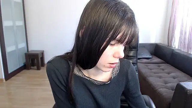 Snapshot of AmelieReve chatting on 31, 10, 2025 AmelieReve online show from 31, 10, 2025