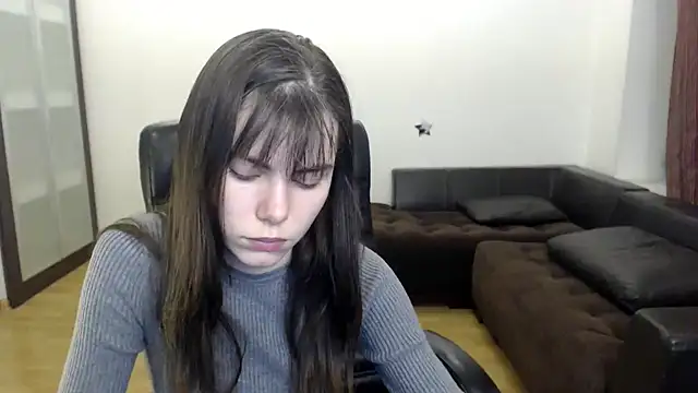 Snapshot of AmelieReve chatting on 10, 11, 2025 AmelieReve online show from 10, 11, 2025