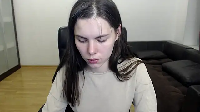 Snapshot of AmelieReve chatting on 17, 11, 2025 AmelieReve online show from 17, 11, 2025