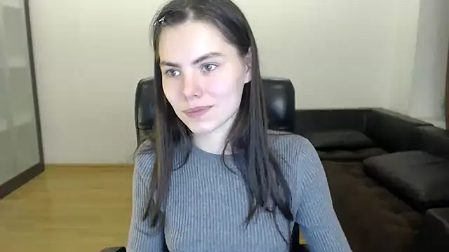 Snapshot of AmelieReve chatting on 18, 11, 2025 AmelieReve online show from 18, 11, 2025