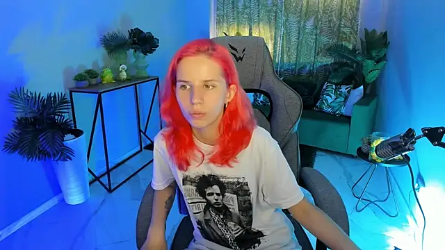 Snapshot of NitaNihil chatting on 11, 9, 2025 NitaNihil online show from 11, 9, 2025