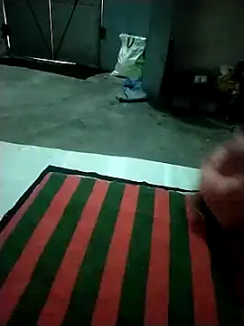 Snapshot of Lovelycpl65 chatting on 31, 10, 2025 Lovelycpl65 online show from 31, 10, 2025