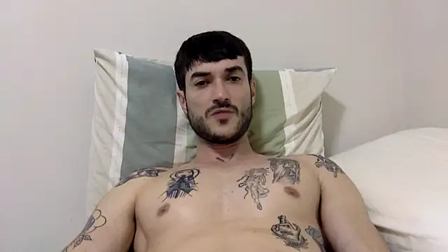 Snapshot of Fubinha chatting on 11, 9, 2025 Fubinha online show from 11, 9, 2025