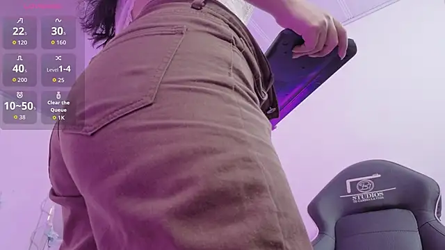 ZURY TAY online show from 12, 3, 2026