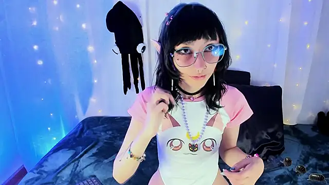 Snapshot of HoshiMiuu chatting on 20, 9, 2025 HoshiMiuu online show from 20, 9, 2025