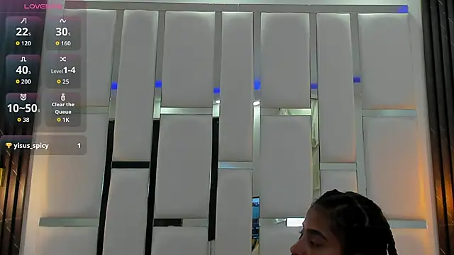 Snapshot of sarah_ashbourne chatting on 25, 10, 2025 sarah ashbourne online show from 25, 10, 2025