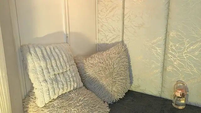 maddy1y  online show from 19, 5, 2026