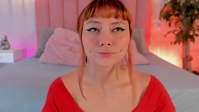 Snapshot of raven_black_ chatting on 2, 10, 2025 raven black  online show from 2, 10, 2025