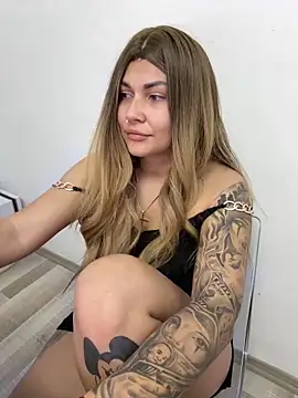 MiaKiittyy online show from 4, 6, 2026