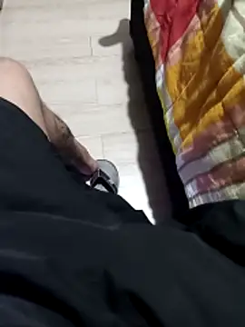 Snapshot of comobucetinhas chatting on 14, 12, 2025 comobucetinhas online show from 14, 12, 2025