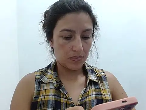 SarahFriendly online show from 3, 5, 2026