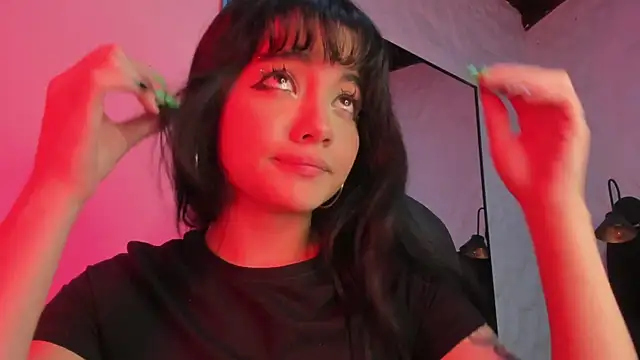 Snapshot of Darky_Doll chatting on 14, 10, 2025 Darky Doll online show from 14, 10, 2025