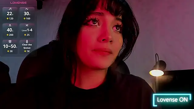 Snapshot of Darky_Doll chatting on 22, 10, 2025 Darky Doll online show from 22, 10, 2025