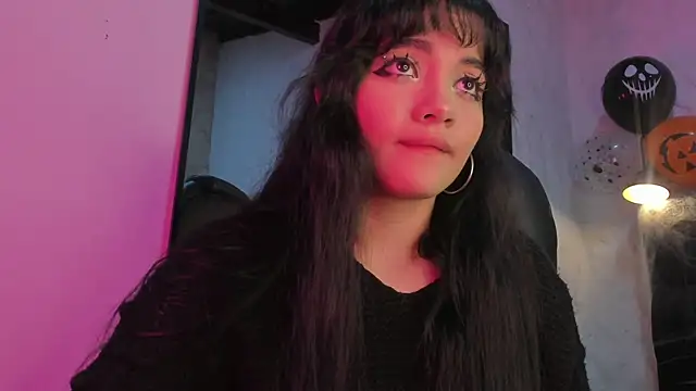 Snapshot of Darky_Doll chatting on 23, 10, 2025 Darky Doll online show from 23, 10, 2025