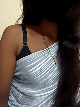 Snapshot of kavya-telugu84 chatting on 2, 10, 2025 kavya-telugu84 online show from 2, 10, 2025