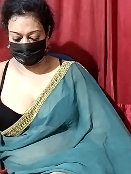 Snapshot of surekha-30 chatting on 11, 4, 2026 surekha-30 online show from 11, 4, 2026