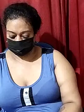 Snapshot of surekha-30 chatting on 14, 5, 2026 surekha-30 online show from 14, 5, 2026