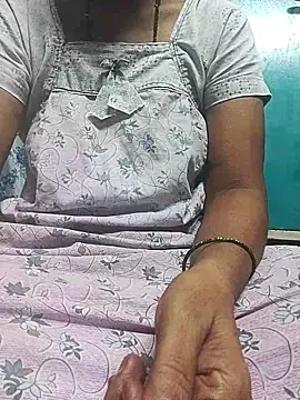 Snapshot of smartangel_telugu chatting on 29, 9, 2025 smartangel telugu online show from 29, 9, 2025