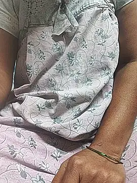 Snapshot of smartangel_telugu chatting on 1, 10, 2025 smartangel telugu online show from 1, 10, 2025