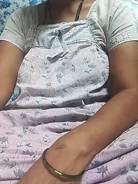 Snapshot of smartangel_telugu chatting on 8, 10, 2025 smartangel telugu online show from 8, 10, 2025