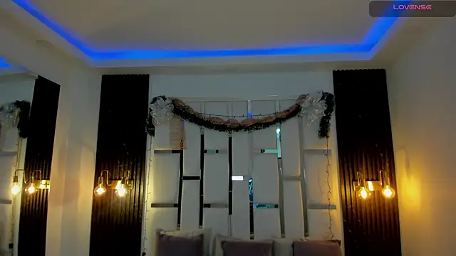  emma willliams  online show from 16, 12, 2025