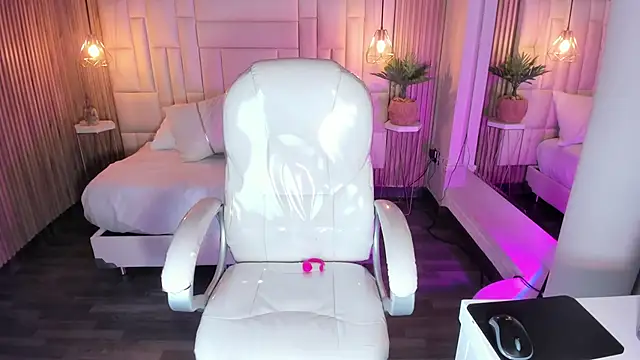 DulceGreem online show from 20, 10, 2025