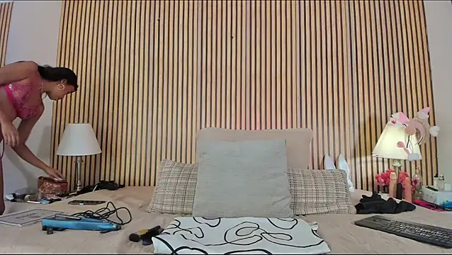 keeyla stone online show from 7, 11, 2025