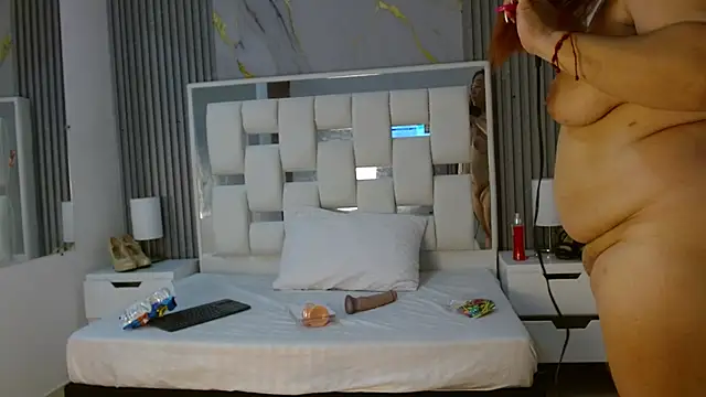 Snapshot of VanessaHard_as chatting on 21, 9, 2025 VanessaHard as online show from 21, 9, 2025