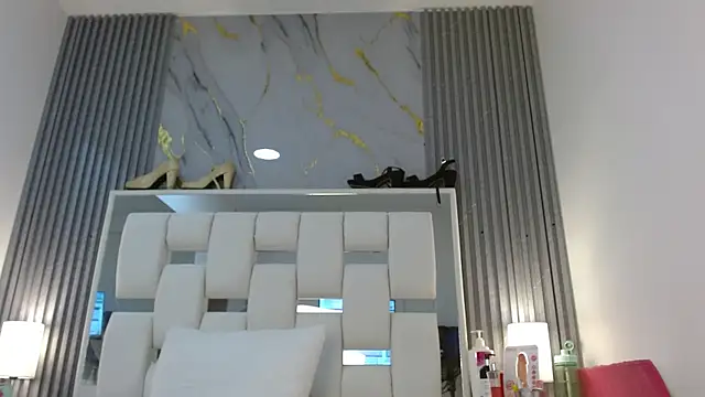 Snapshot of VanessaHard_as chatting on 1, 10, 2025 VanessaHard as online show from 1, 10, 2025