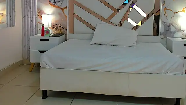 Snapshot of VanessaHard_as chatting on 11, 10, 2025 VanessaHard as online show from 11, 10, 2025