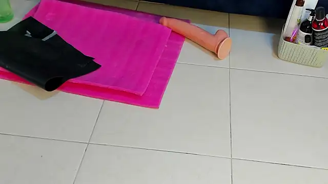 VanessaHard as online show from 15, 1, 2026