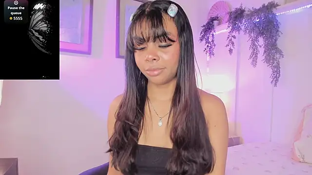 theLayla DH online show from 17, 9, 2025