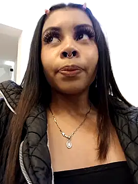 theLayla DH online show from 21, 10, 2025