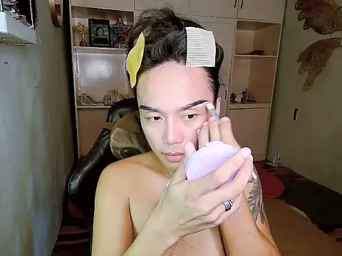 Snapshot of YourNikkieXxx chatting on 30, 10, 2025 YourNikkieXxx online show from 30, 10, 2025