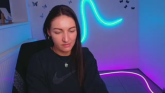 Aurora Loveu online show from 21, 11, 2025