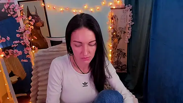 Snapshot of Aurora_Loveu chatting on 21, 2, 2026 Aurora Loveu online show from 21, 2, 2026